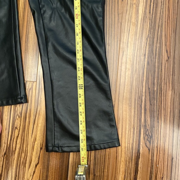 Mavi Capri faux leather pants - Picture 15 of 15